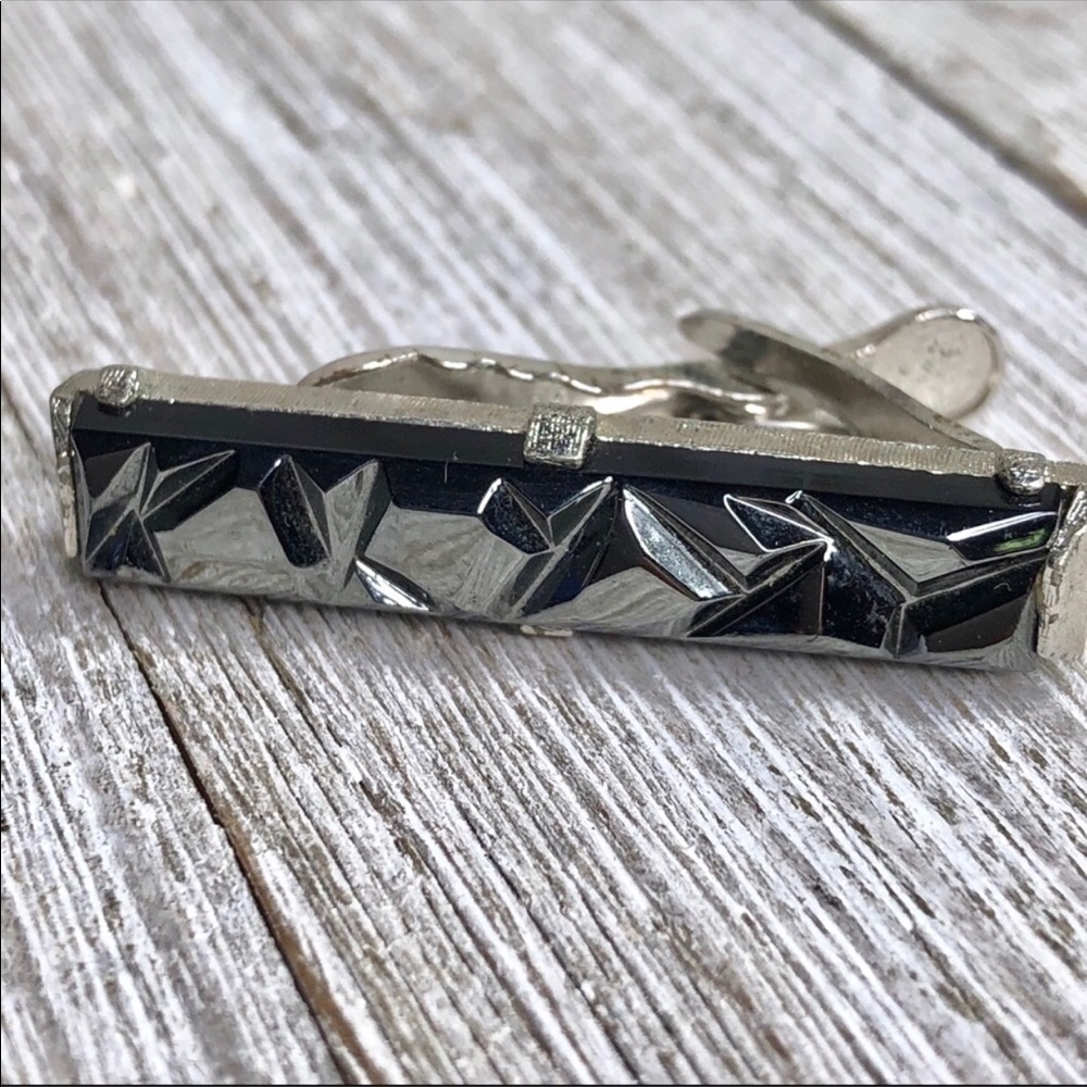 Vintage Sarah Coventry Incised Mercury Glass Tie Bar